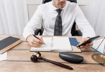 Veja como atrair clientes com inventário extrajudicial. | Foto: Freepik.